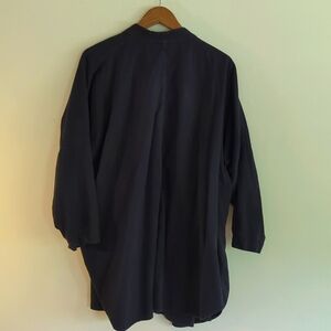 Black Crane square shirt, small/medium